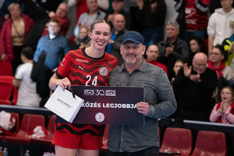  A MÉRKŐZÉS LEGJOBBJA  EMMA JACQUES