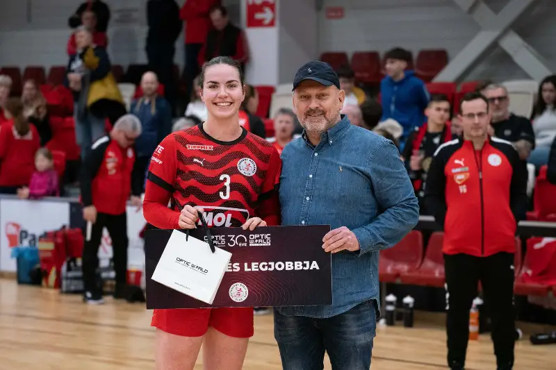  A MÉRKŐZÉS LEGJOBBJA  VARGA EMÍLIA