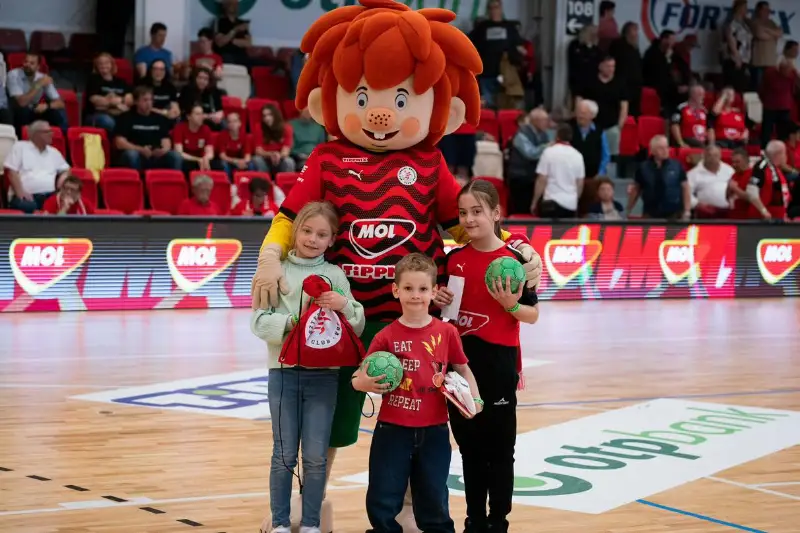  MOL&GOAL  JÁTÉK