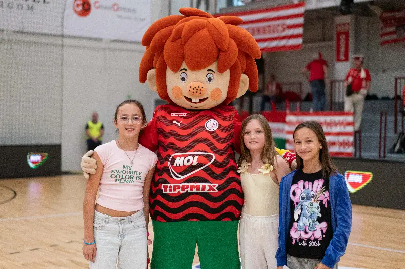  MOL&GOAL JÁTÉK  Pumuklival közösen