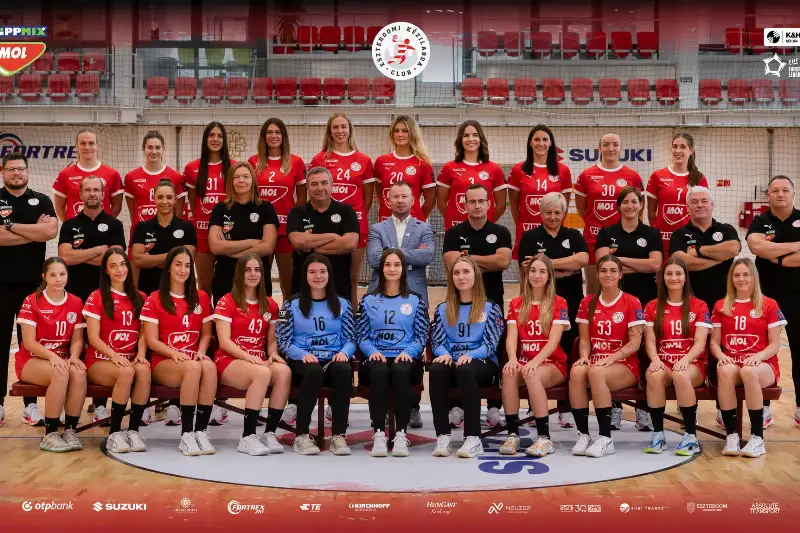 SZEZONRAJT ELŐTT   2026/2027 