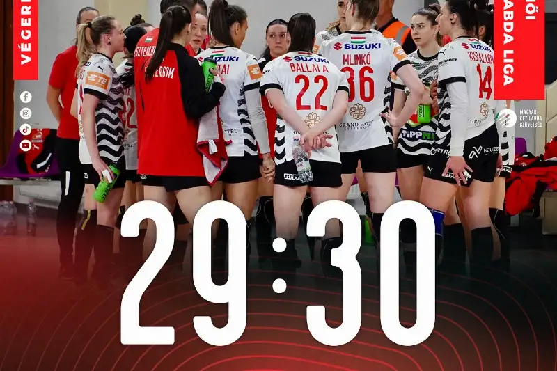 EGY LÉPÉSSELKÖZELEBB