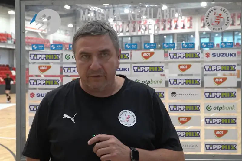  MOSONMAGYARÓVÁR I BEHARANGOZÓ  ELEK GÁBOR I 0911